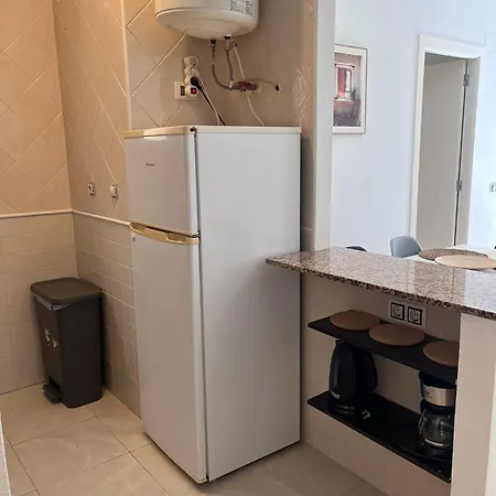 Ideal Modern Pool Clr 또레비에하