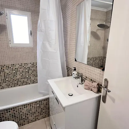 Appartement Ideal Modern Pool Clr *